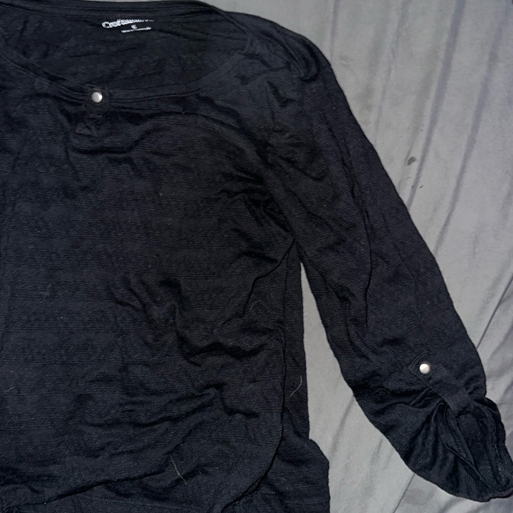 Black long sleeved tee